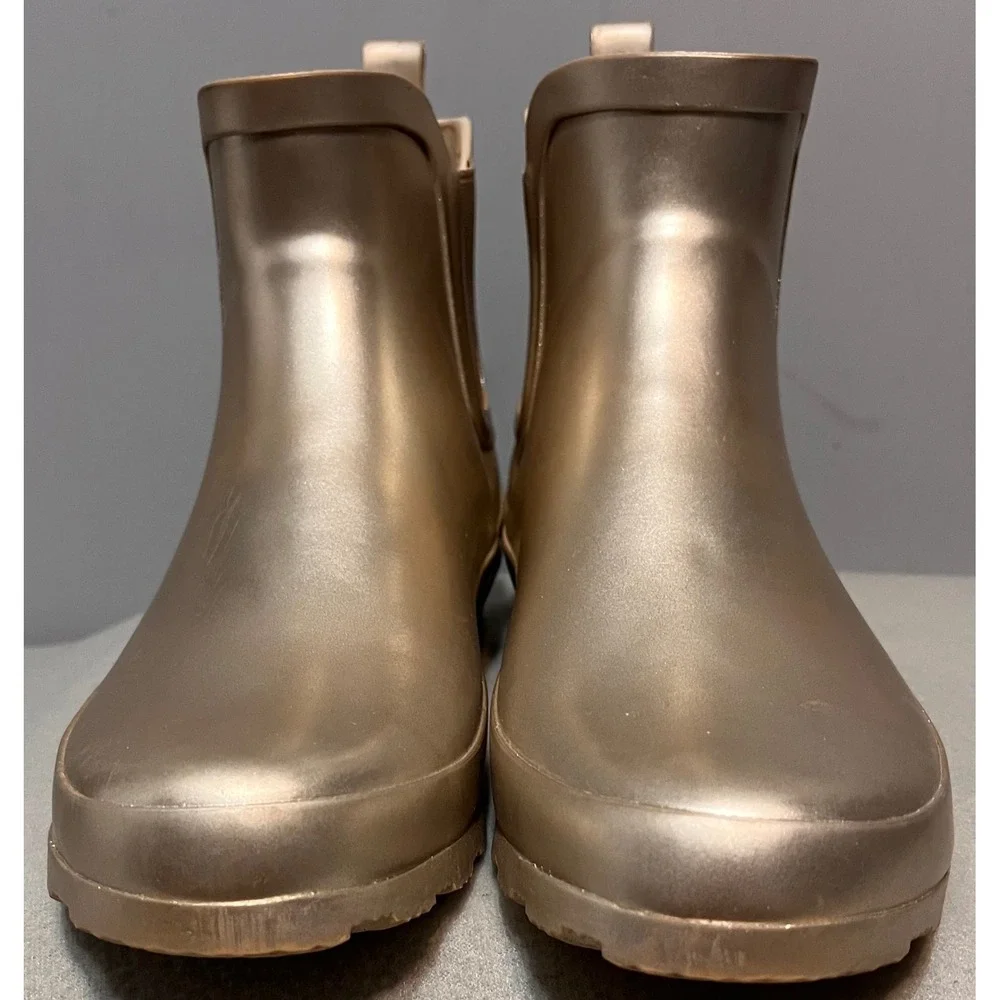 London Fog Womens Wembley Champagne Gold Rain Boots Ankle Rubber Waterproof Sz 8